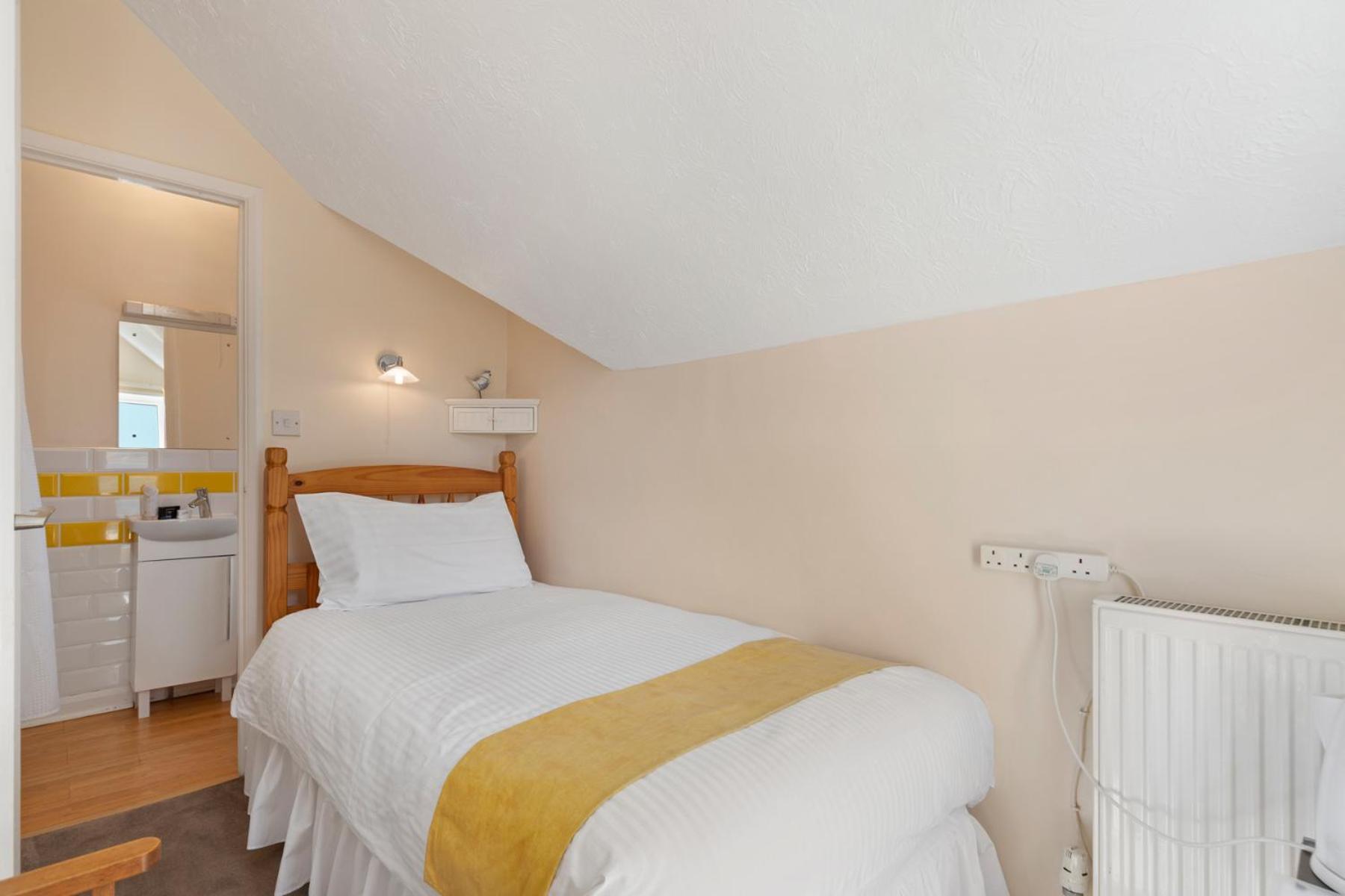 Anchor Guest House Haverfordwest Zimmer foto