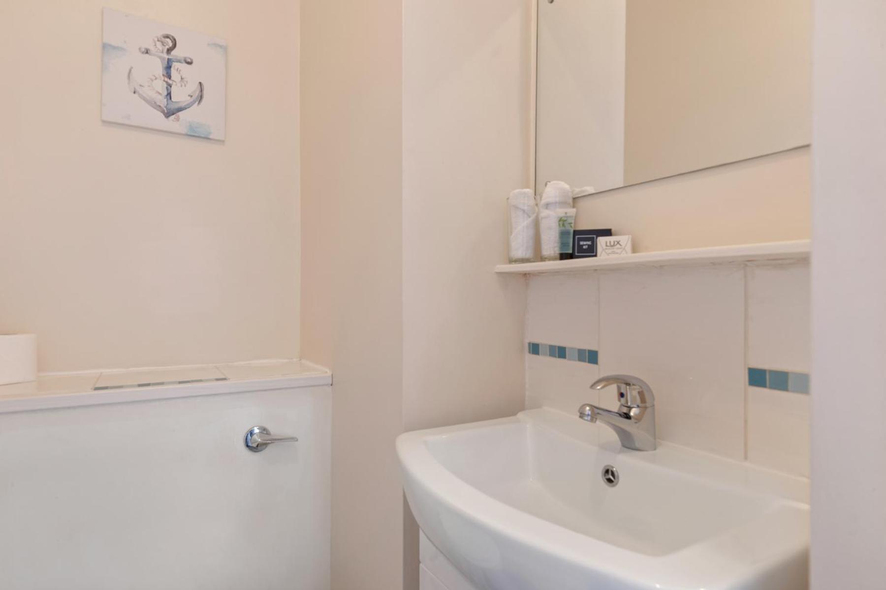 Anchor Guest House Haverfordwest Zimmer foto